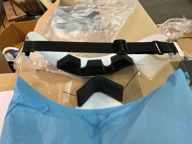 Partij allplast gezichtsbeschermings masker - afbeelding 4 van  8