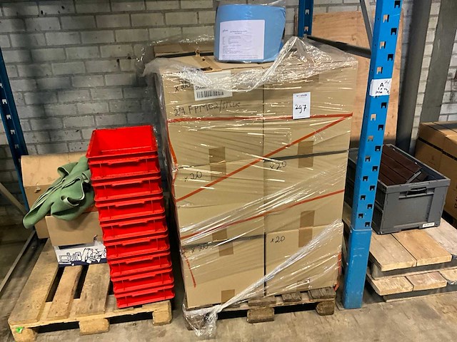 Partij allplast gezichtsbeschermings masker - afbeelding 5 van  5