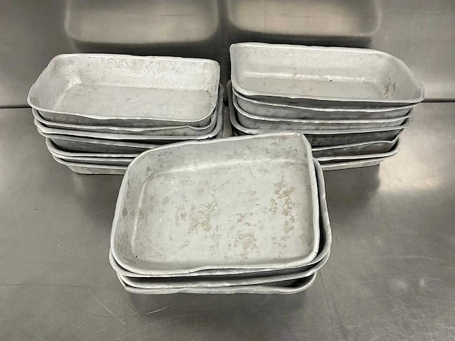 Partij aluminium bakken - afbeelding 2 van  6