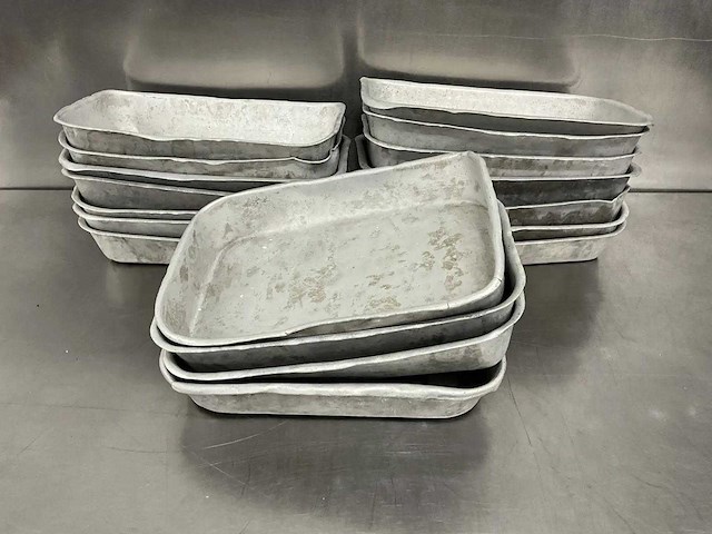 Partij aluminium bakken - afbeelding 1 van  3