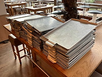 Partij aluminium dienbladen - afbeelding 1 van  5