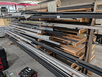 Partij aluminium en kunststof profielen - afbeelding 10 van  36