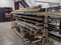 Partij aluminium en kunststof profielen - afbeelding 1 van  36