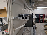 Partij aluminium en kunststof profielen - afbeelding 21 van  36