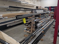 Partij aluminium en kunststof profielen - afbeelding 12 van  36