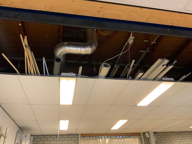 Partij aluminium en pvc - afbeelding 2 van  18