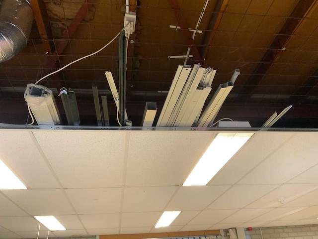 Partij aluminium en pvc - afbeelding 5 van  18