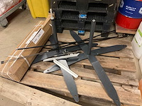 Partij aluminium en pvc - afbeelding 9 van  18