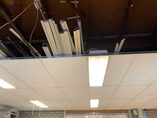 Partij aluminium en pvc - afbeelding 4 van  8