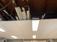 Partij aluminium en pvc - afbeelding 4 van  8