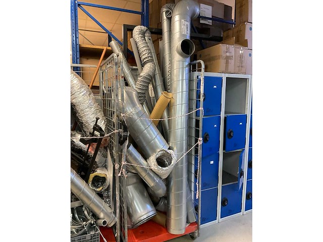 Partij aluminium en pvc - afbeelding 5 van  8
