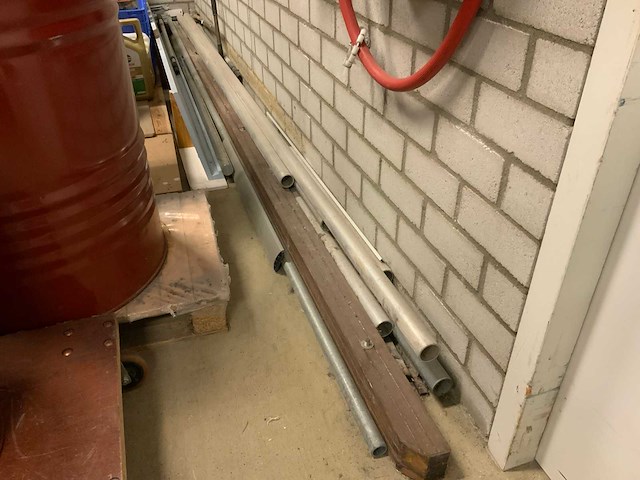 Partij aluminium en pvc - afbeelding 6 van  8