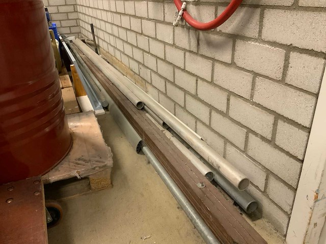Partij aluminium en pvc - afbeelding 8 van  8