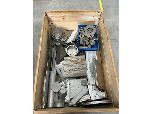 Partij aluminium en staal - afbeelding 2 van  6