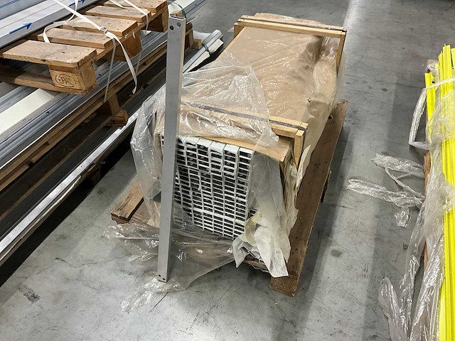 Partij aluminium eprofielen - afbeelding 12 van  16