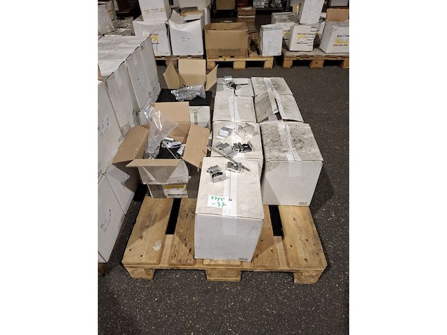 Partij aluminium panhaken van der valk, alu slim line - afbeelding 8 van  11