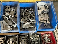 Partij aluminium profiel met toebehoren - afbeelding 3 van  9