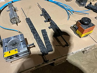 Partij aluminium profielbewerking - afbeelding 3 van  23