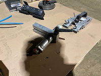 Partij aluminium profielbewerking - afbeelding 6 van  23