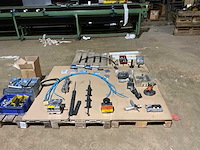 Partij aluminium profielbewerking - afbeelding 12 van  23