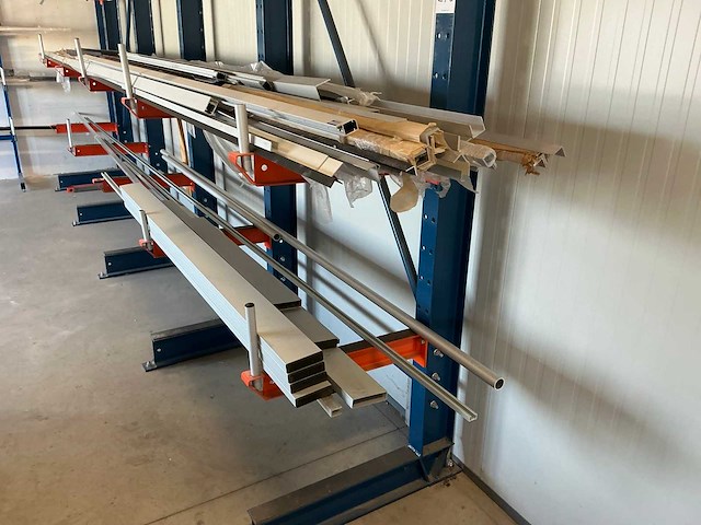Partij aluminium profielen en restanten - afbeelding 4 van  7