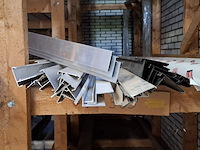 Partij aluminium profielen in 2x vak - afbeelding 7 van  13