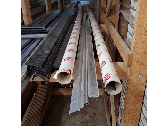 Partij aluminium profielen in 2x vak - afbeelding 8 van  13