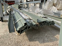 Partij aluminium profielen in bok (3x) - afbeelding 14 van  17