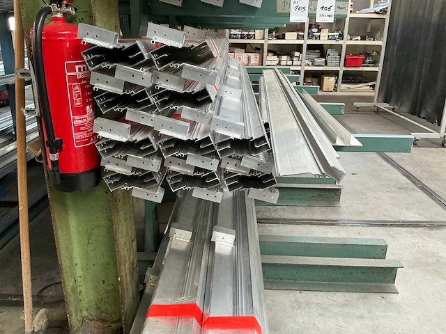 Partij aluminium profielen - afbeelding 6 van  9