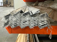 Partij aluminium profielen - afbeelding 3 van  26