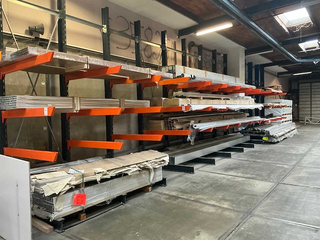 Partij aluminium profielen - afbeelding 1 van  26