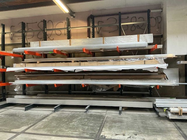 Partij aluminium profielen - afbeelding 26 van  26