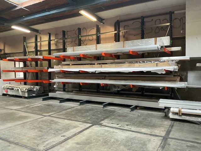 Partij aluminium profielen - afbeelding 14 van  26