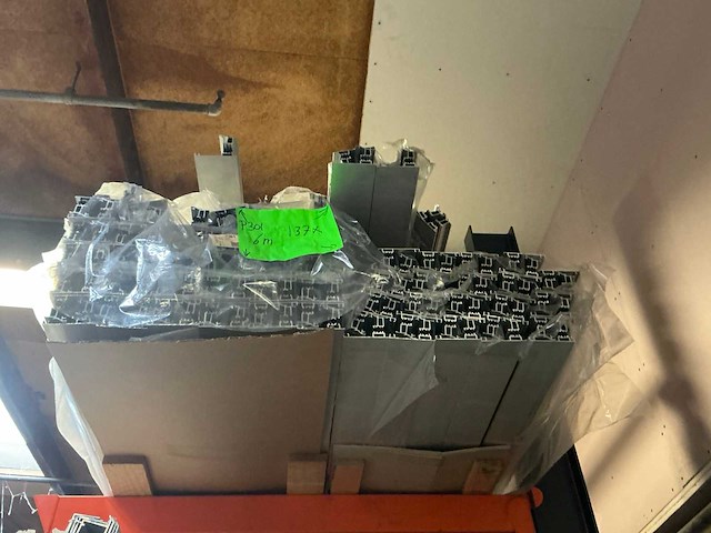 Partij aluminium profielen - afbeelding 16 van  26