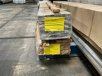 Partij aluminium profielen - afbeelding 7 van  22