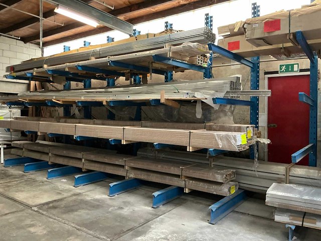 Partij aluminium profielen - afbeelding 15 van  22