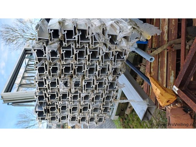 Partij aluminium profielen - afbeelding 1 van  2