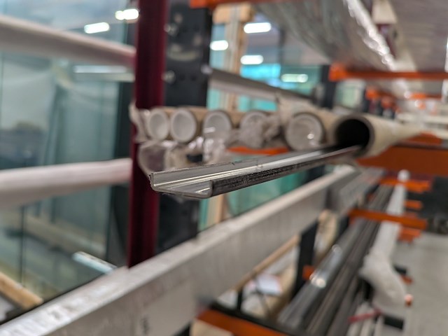 Partij aluminium profielen - afbeelding 13 van  28