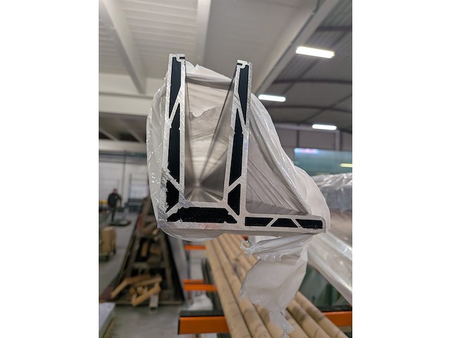 Partij aluminium profielen - afbeelding 16 van  28