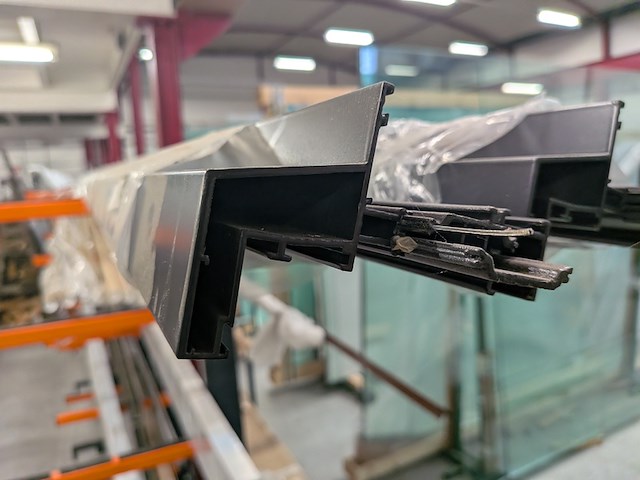 Partij aluminium profielen - afbeelding 18 van  28