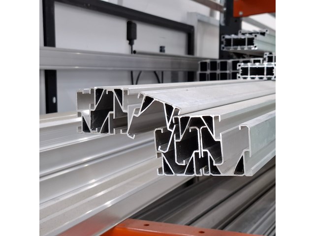 Partij aluminium profielen - afbeelding 5 van  26