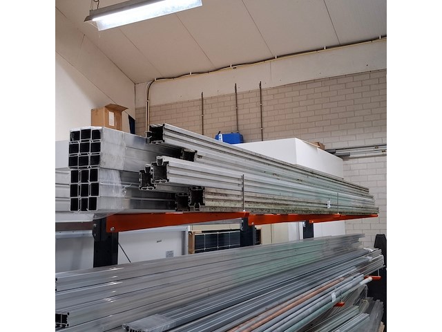 Partij aluminium profielen - afbeelding 14 van  26