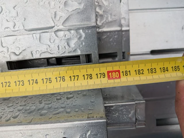Partij aluminium profielen - afbeelding 4 van  11