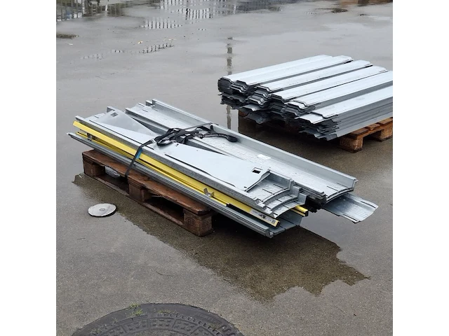 Partij aluminium profielen - afbeelding 9 van  11