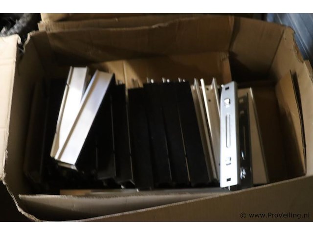 Partij aluminium profielen/montagerails - afbeelding 4 van  5