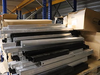 Partij aluminium profielen/montagerails - afbeelding 2 van  5