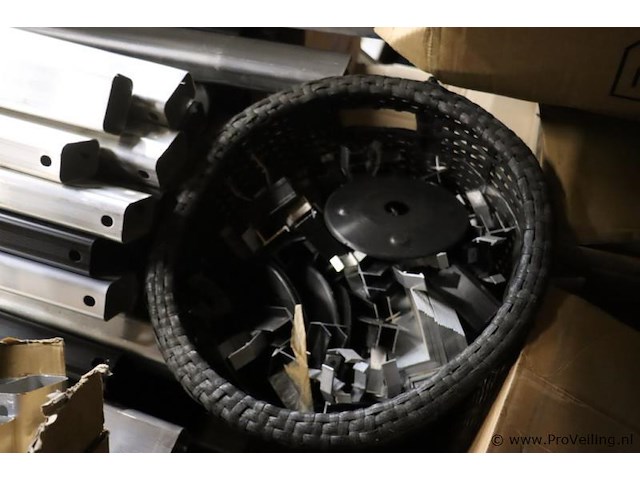 Partij aluminium profielen/montagerails - afbeelding 5 van  5