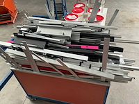 Partij aluminium restanten inclusief 2 karren - afbeelding 3 van  4