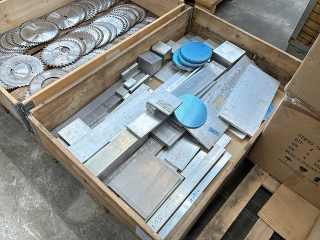 Partij aluminium reststukken - afbeelding 2 van  5