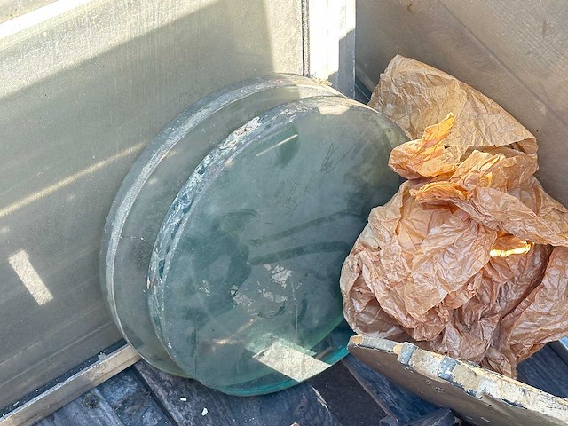Partij aluminium scheepsramen - afbeelding 3 van  5